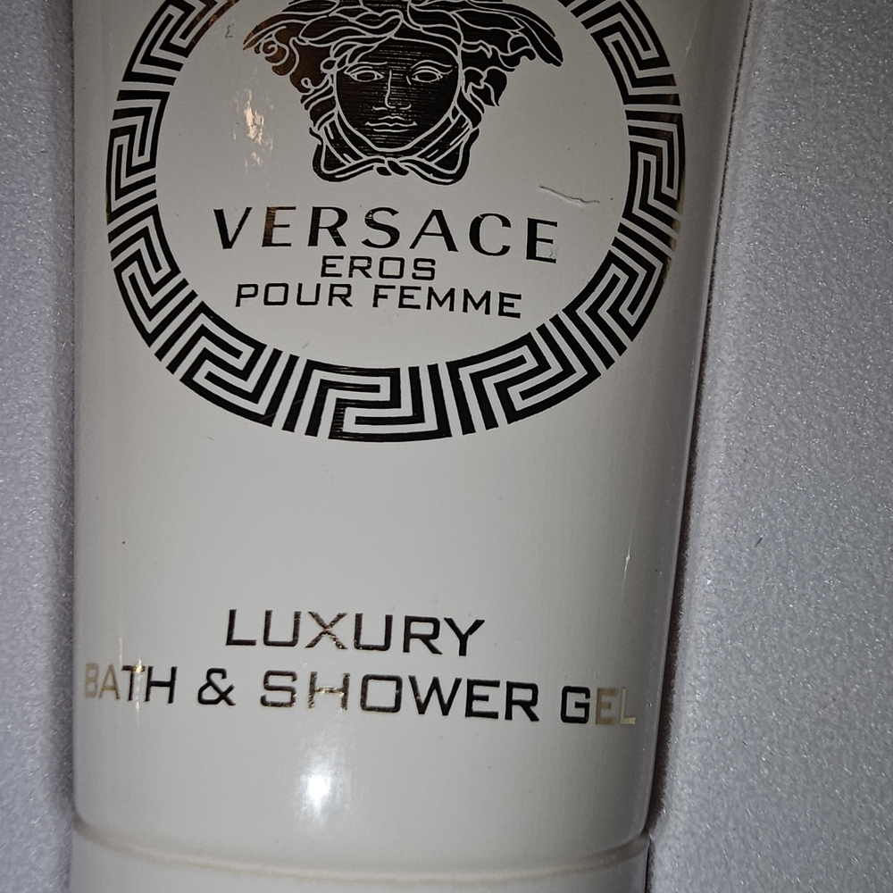 Versace Eros Pour Femme Gift Set - Gold and White - Picture 2 of 7